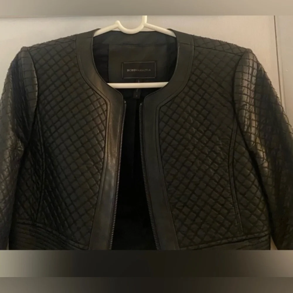 BCBC MAXAZRIA Crop Jacket - Picture 3 of 6